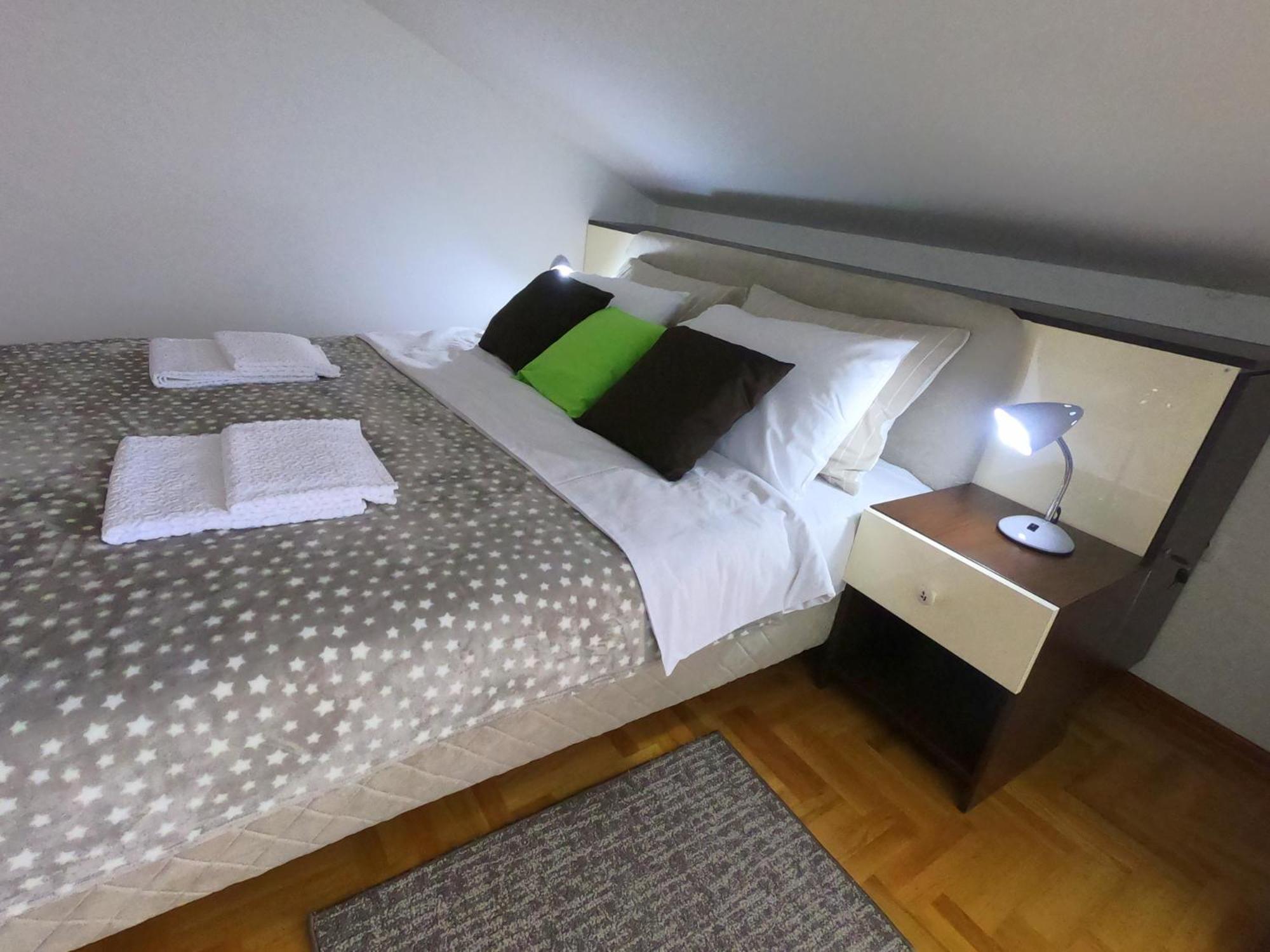 Apartman Zenit Vrnjacka Banja Exterior photo
