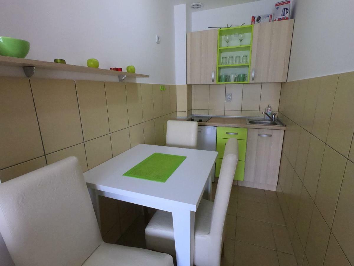 Apartman Zenit Vrnjacka Banja Exterior photo